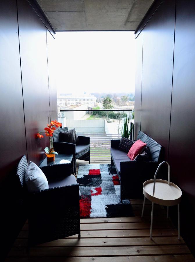 Skyscraper-feeling With Parking Nearby Appartement *